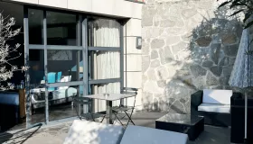 Photo de la chambre supérieur la Corsuet des Suites du Lac à Aix les Bains.